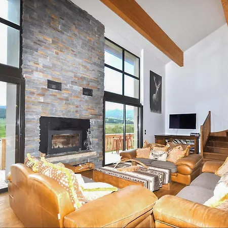Beautiful In With House A Mountain View * Real