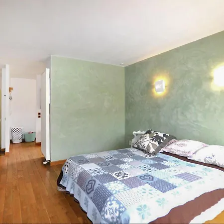 5 Bedroom Amazing In *