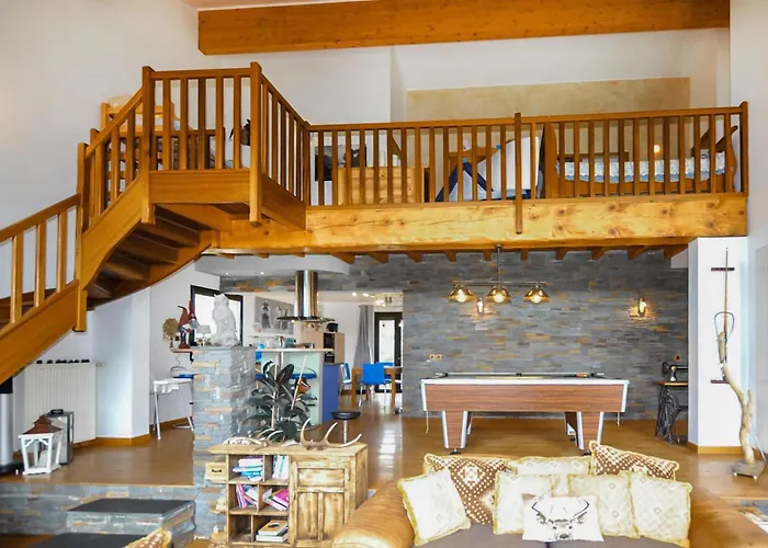 5 Bedroom Amazing In *